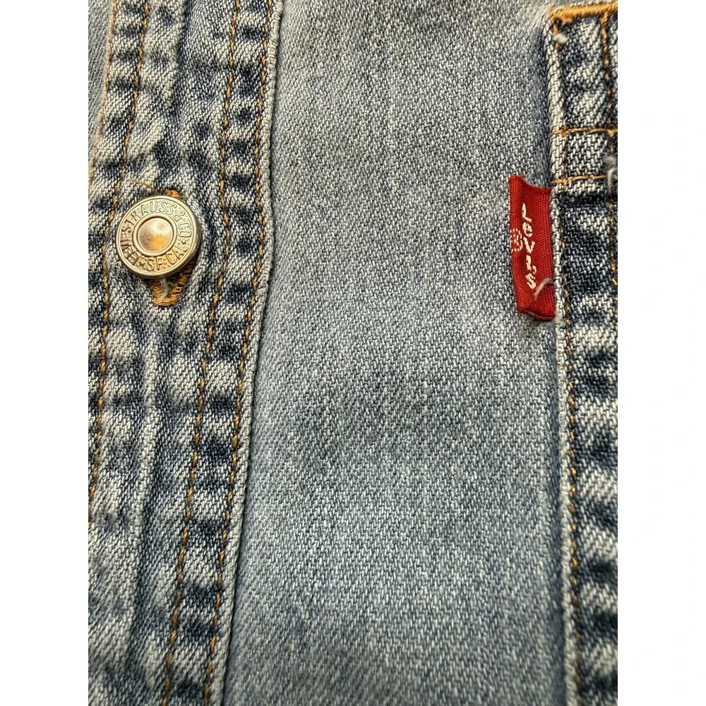 Levi's Vintage Denim Shirt Men Sz L Blue Button Up Y2K Loose Fit Relaxed Baggy